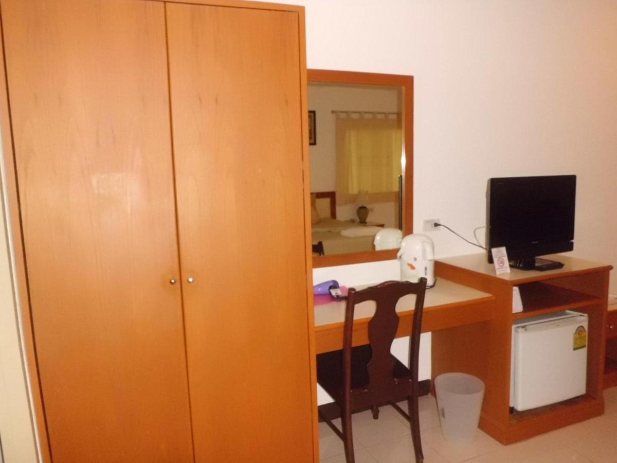 Tonwa Resort Hotel Khon Kaen Esterno foto