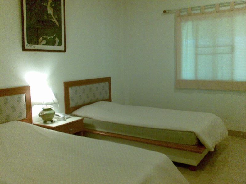 Tonwa Resort Hotel Khon Kaen Esterno foto