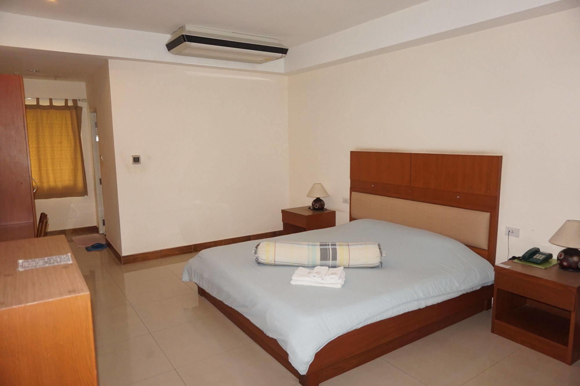 Tonwa Resort Hotel Khon Kaen Esterno foto